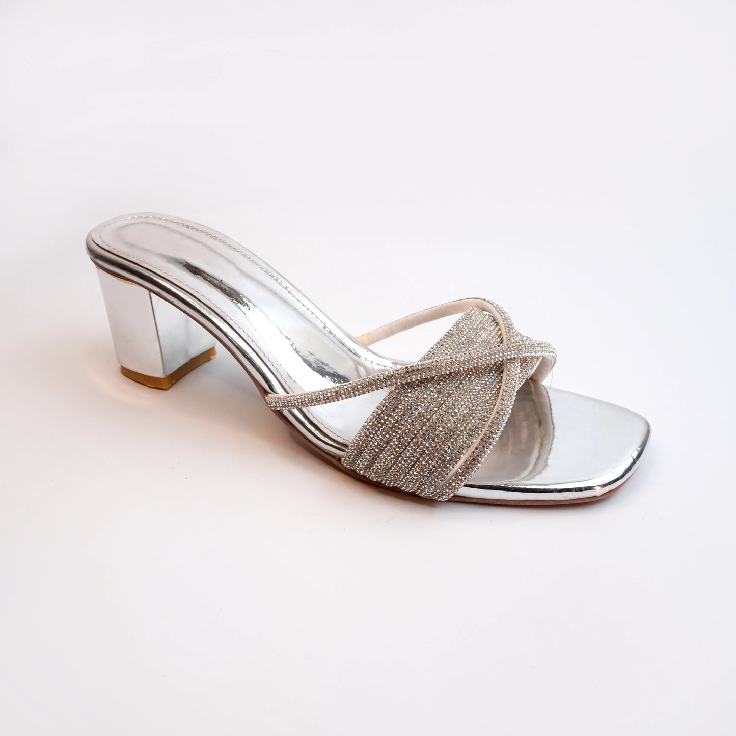 Nolva Luxe Shine Heels
